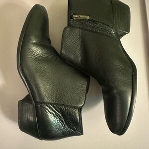 Sam Edelman Petty Black Ankle Booties